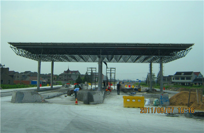 迪庆收费站网架工程